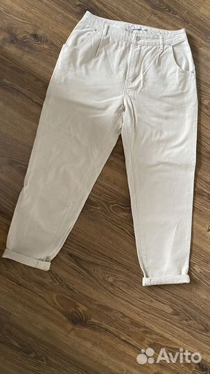 Джинсы mom fit