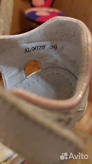 Продаются сандали для девочки 29р