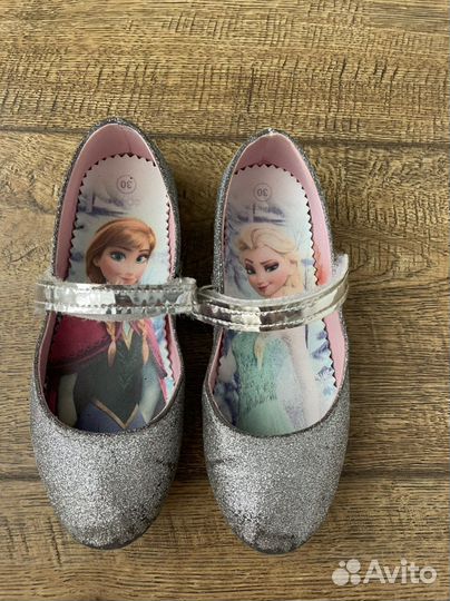 Туфли для девочки 30