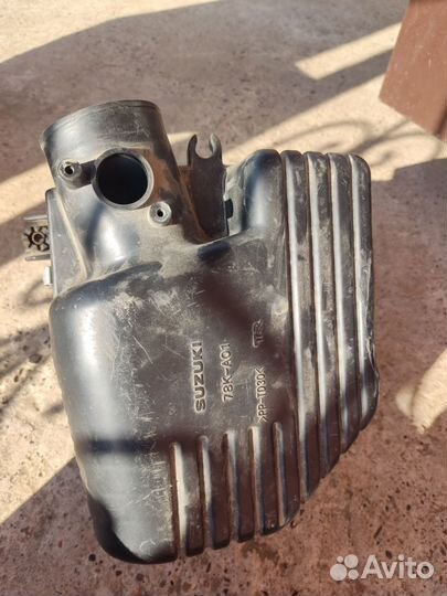 Корпус воздушного фильтра suzuki grand vitara