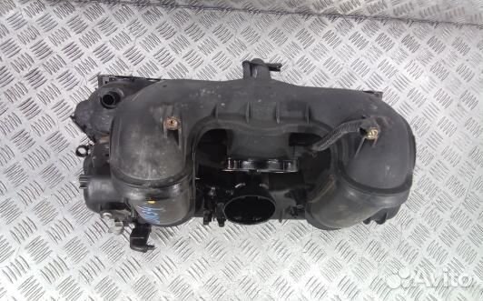 Впускной коллектор бензиновый BMW 5 E60/E61 (LDN34