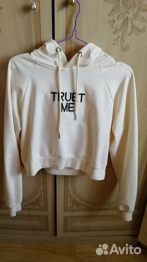 Кофта короткая