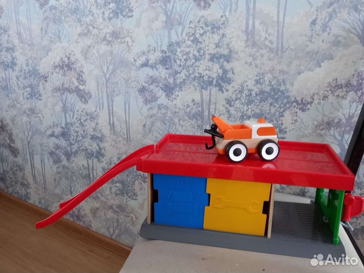 IKEA Lillabo Гараж с эвакуатором