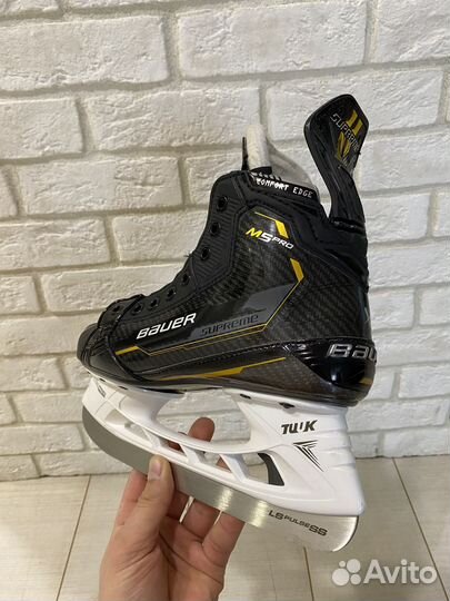 Коньки хоккейные Bauer supreme M5 pro