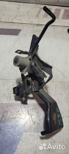 Педаль газа Isuzu Nqr 90 рефрижератор 4HK1 euro 4