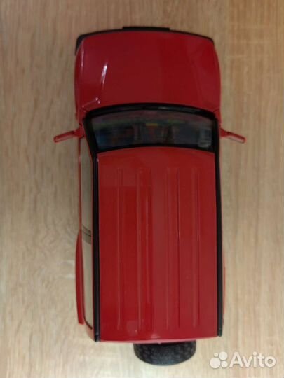 Suzuki Vitara Escudo 1:18 Dorlop