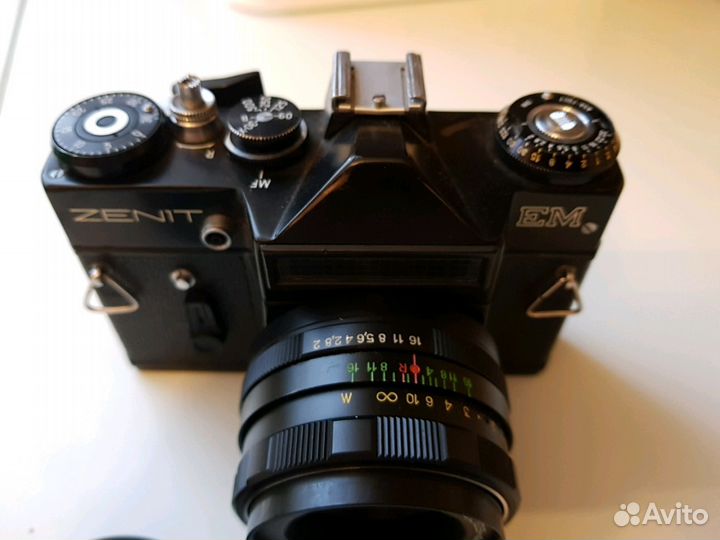 Плёночный фотоаппарат Зенит EM