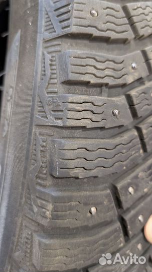 Michelin X-Ice North 4 SUV 235/65 R17