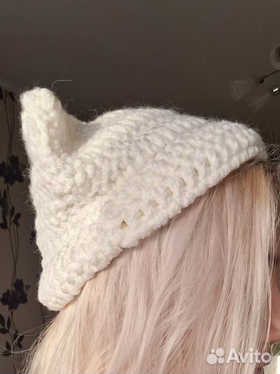 Шапка вязаная с ушками