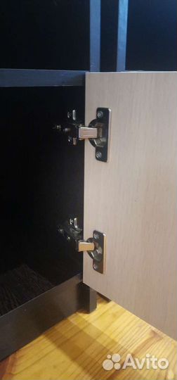 Тумба прикроватная