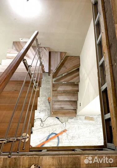 Лестница для загородного дома