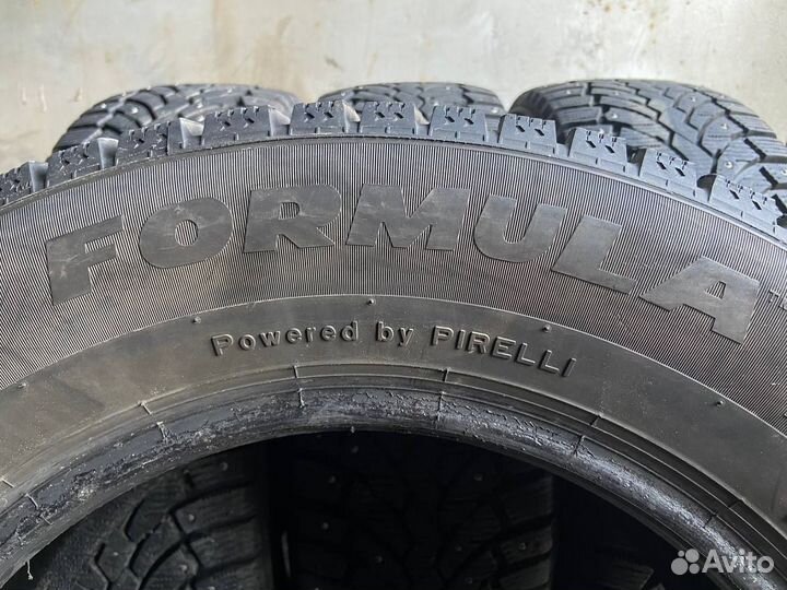 Pirelli Formula Ice 215/65 R16