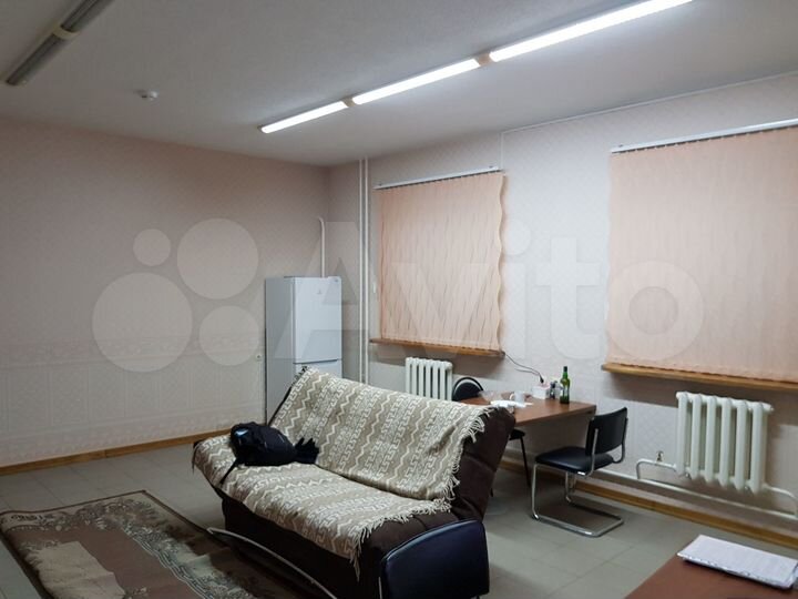 Торговая площадь, 61 м²