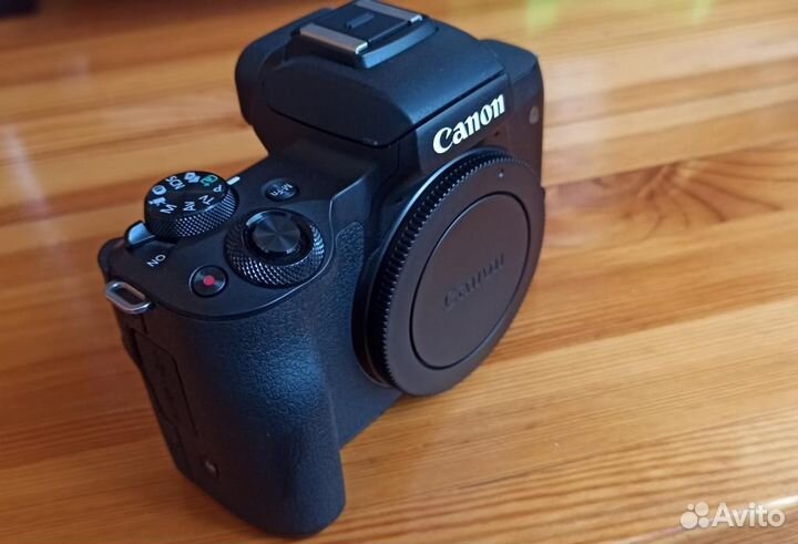 Canon eos m50
