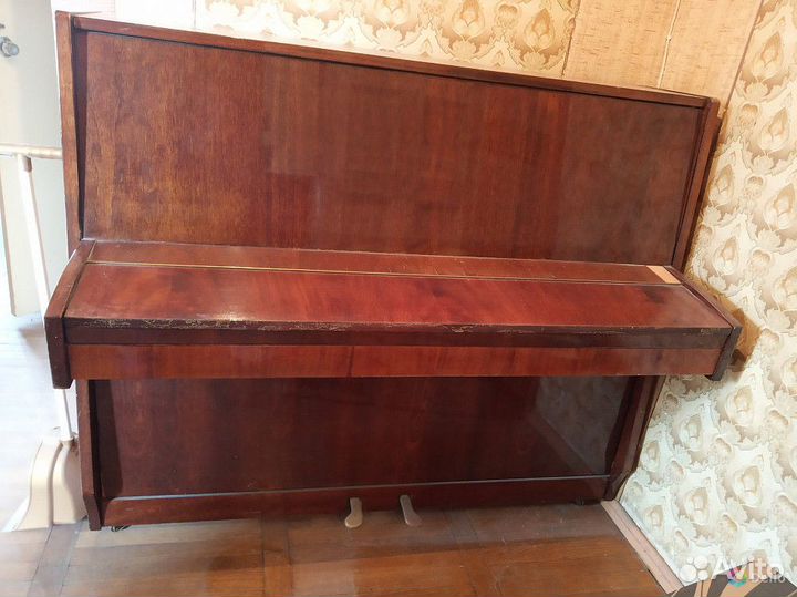 Отдаем фортепиано