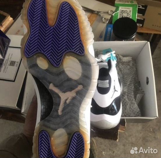 Jordan 11 white black(Оригинал)