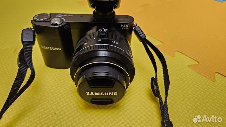 Фотоаппарат Samsung NX1000