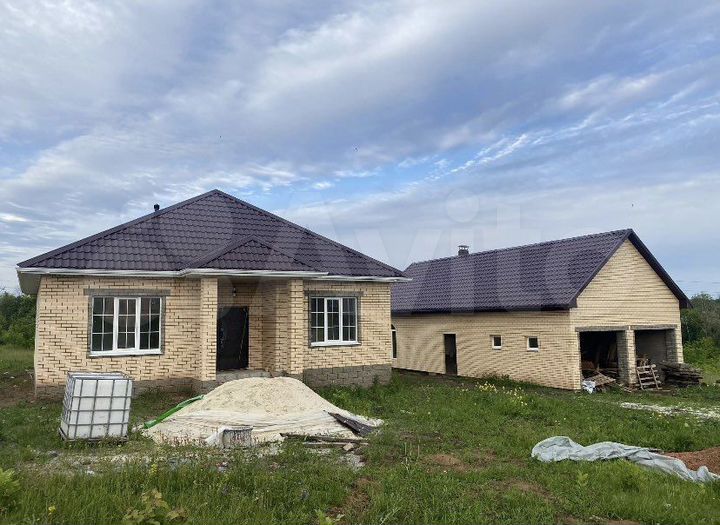 Дом 93 м² на участке 17,7 сот.