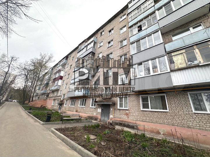 2-к. квартира, 45 м², 6/6 эт.