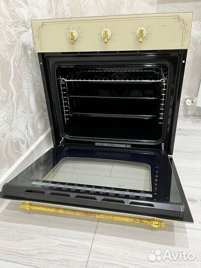Духовой шкаф