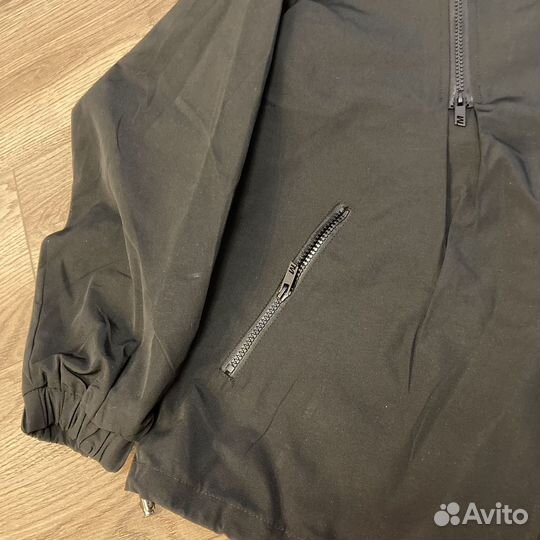 Ветровка arcteryx