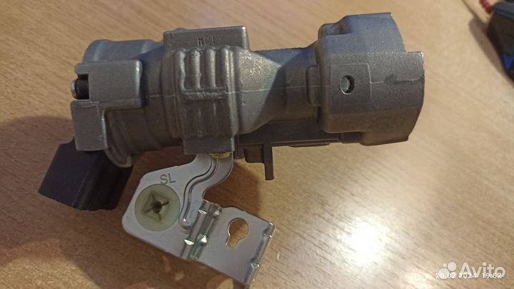 Корпус замка зажигания KIA Sportage 3