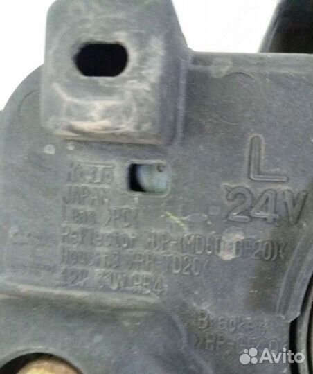 Птф левая Toyota Land Cruiser 200