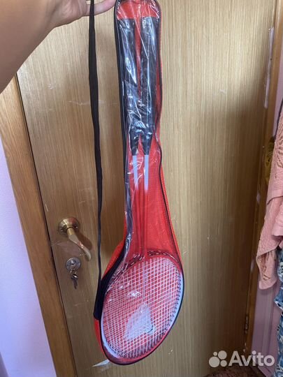 Ракетка для бадминтона