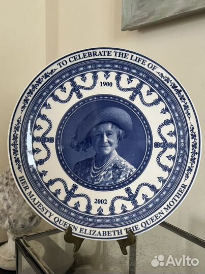 Wedgwood тарелка 22.5 см королевская семья Англии