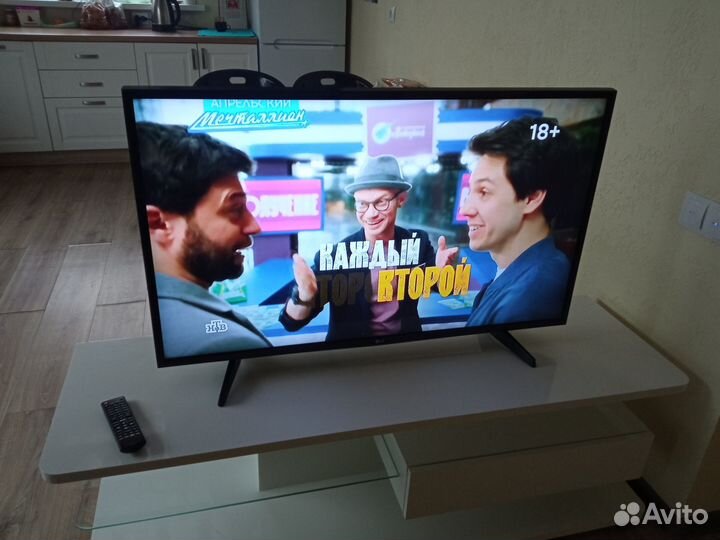 Телевизор LG 43LJ510V