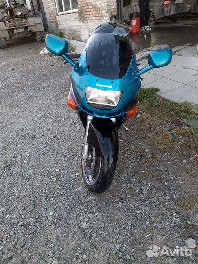 Кавасаки ззр 400-2