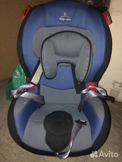 Автомобильное кресло