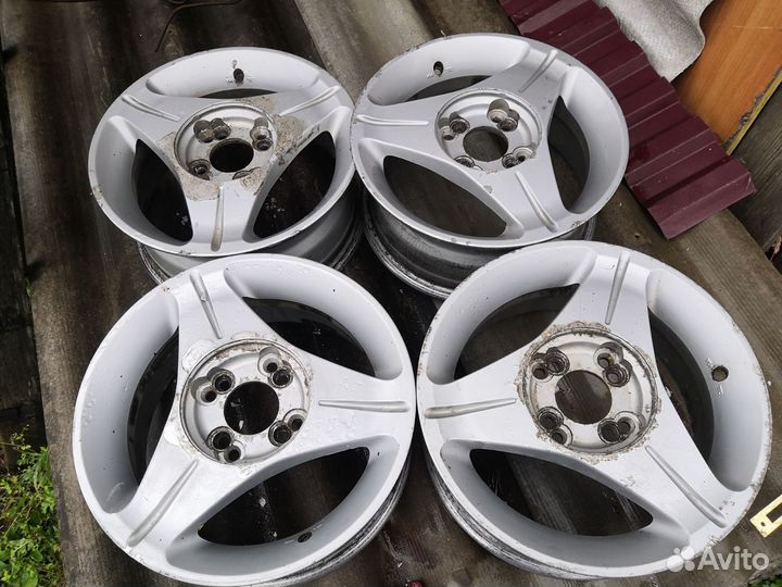 Продам литые диски R14