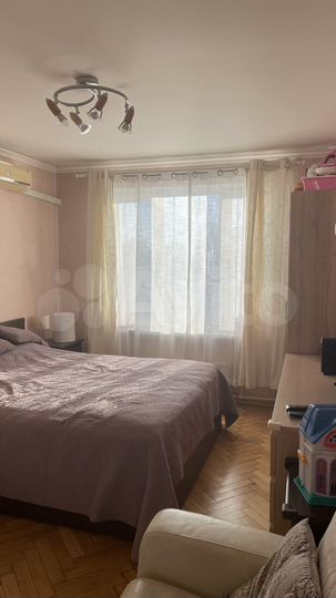 7-к. квартира, 32,6 м², 7/9 эт.