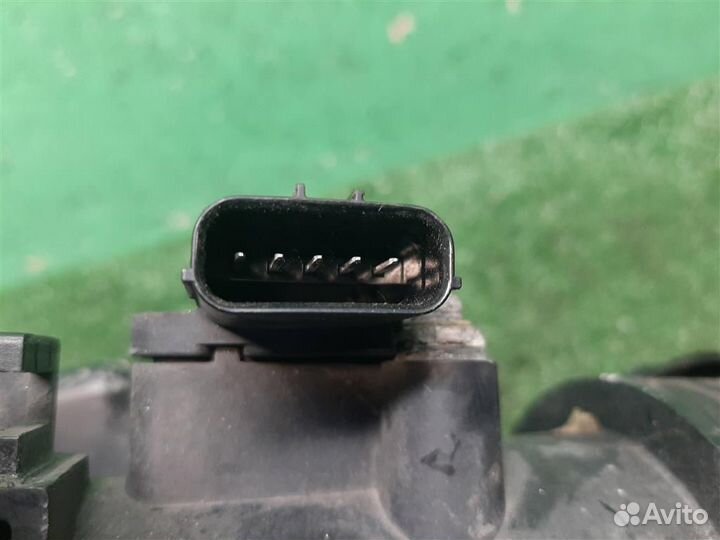 Корпус воздушного фильтра Honda Civic 5D (FN) 2007