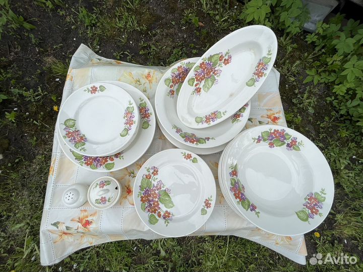 Столовый сервиз зик Конаково Фиалки