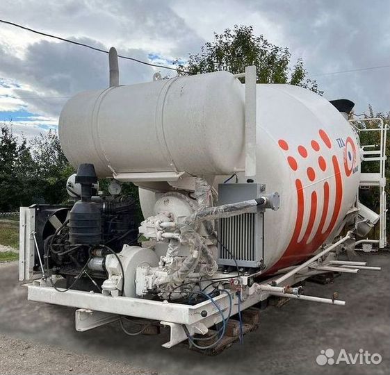 Водобак автобетоносмесителя