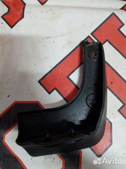 Брызговик задний правый Hyundai Solaris (S4 )