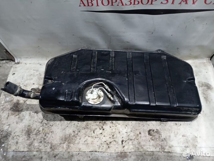 Бак с насосом Нива 21213