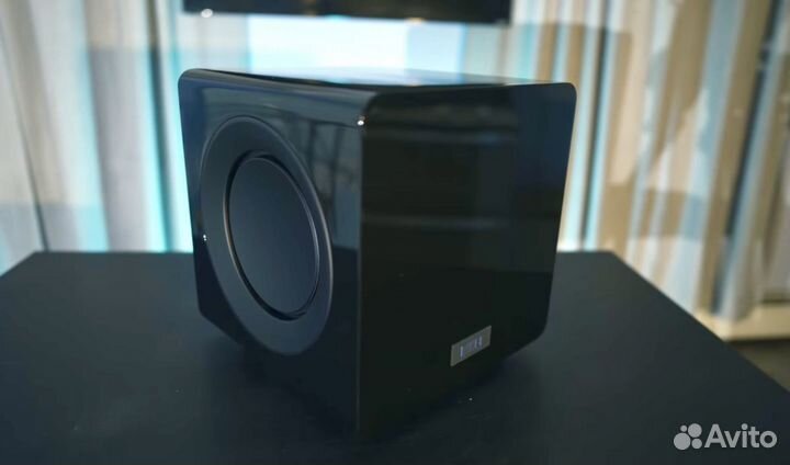 Сабвуфер KEF KF92