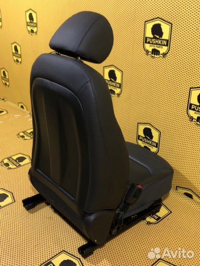 Сиденье переднее левое Hyundai Elantra