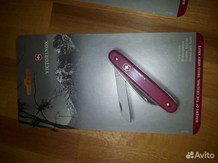 Новые Victorinox Floral