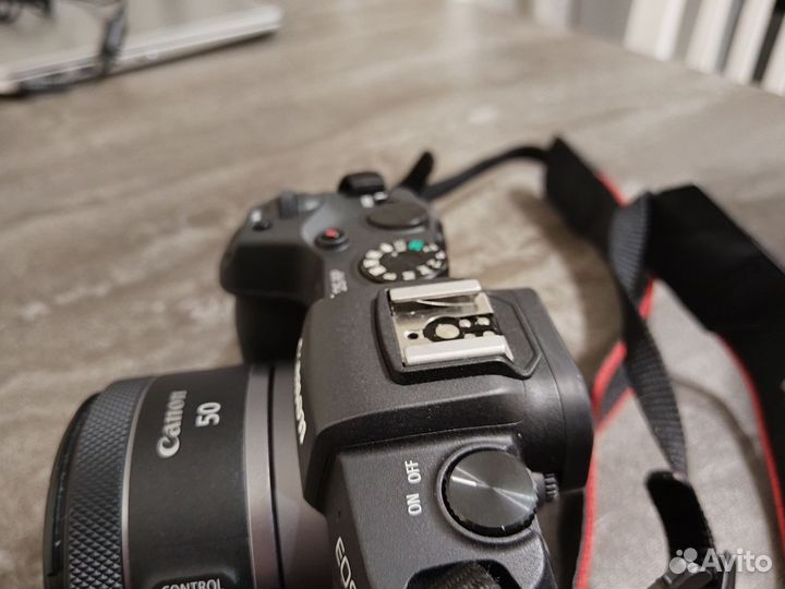 Фотоаппарат canon eos rp + объектив canon RF 50 mm