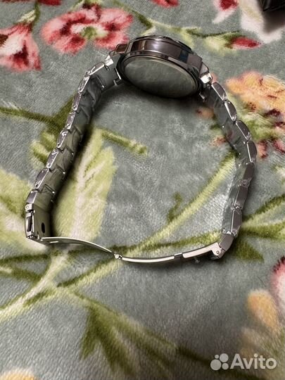 Часы наручные женские