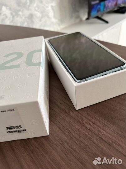 Samsung Galaxy S20 FE, 8/128 ГБ