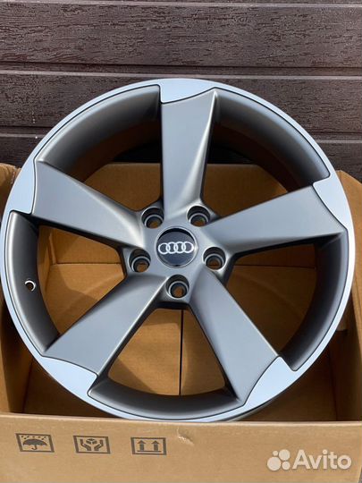 Диски р20 новые стиль Audi rotor