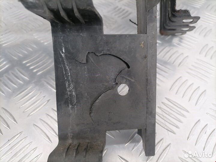 Панель для mercedes-benz C-Class (W203)