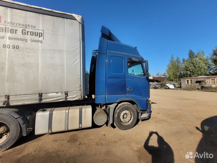 Volvo FH12 с полуприцепом, 2004