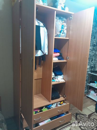Шкаф