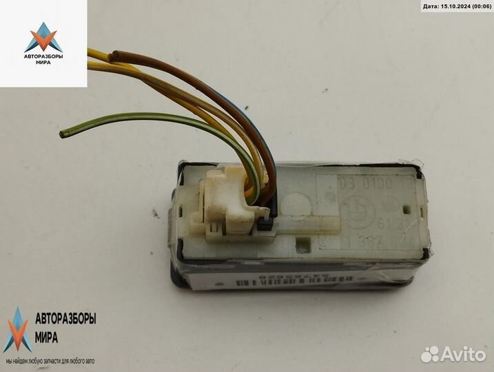 Кнопка (выключатель) BMW 3 E36 1996 1387034